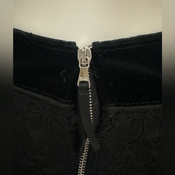 Dolce&Gabbana Lace Pencil Skirt - Picture 8 of 11